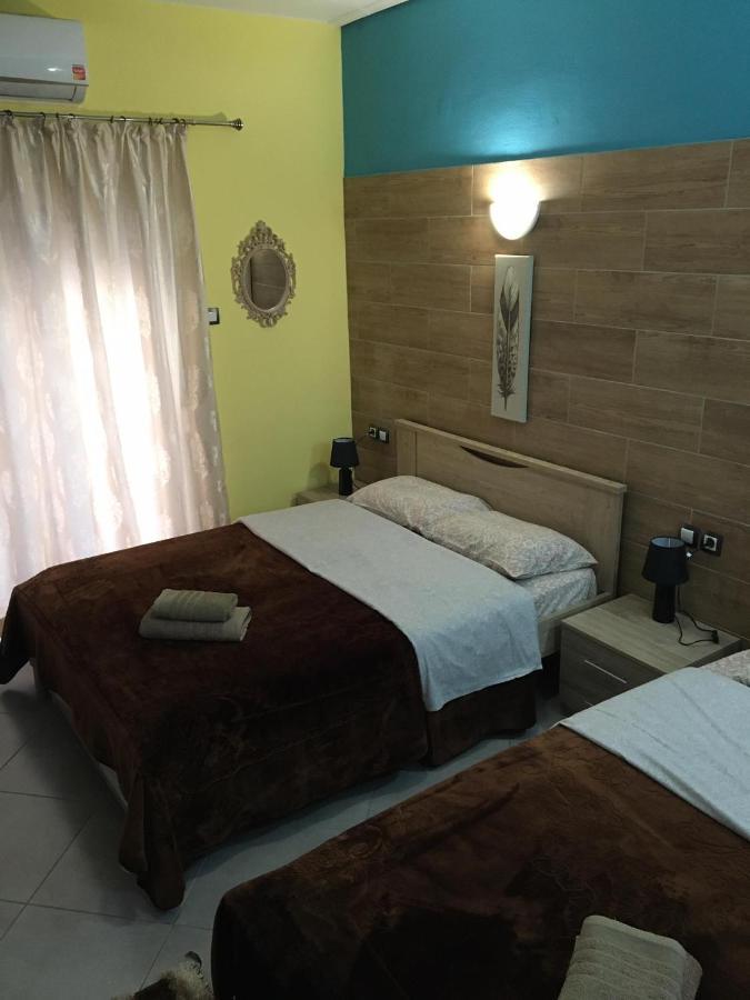 G M 2 Rooms Kentro In The Heart Of The City Larissa Exterior foto